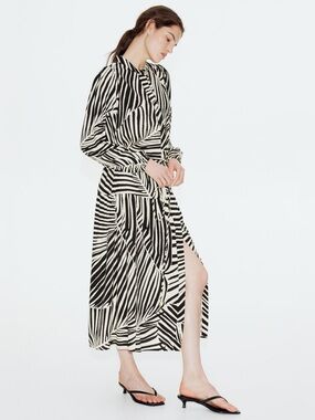 H&M Zebra Print Dress Size Medium